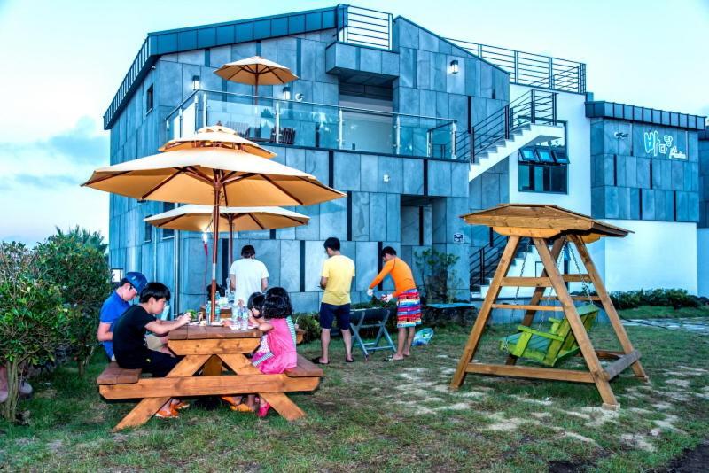 Sea And Wave Guest House ซอกวีโพ ภายนอก รูปภาพ